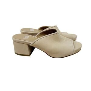 Eileen Fisher 5.5 Cream Lino Leather Fala Block Heel Sandals Slip On V Shape